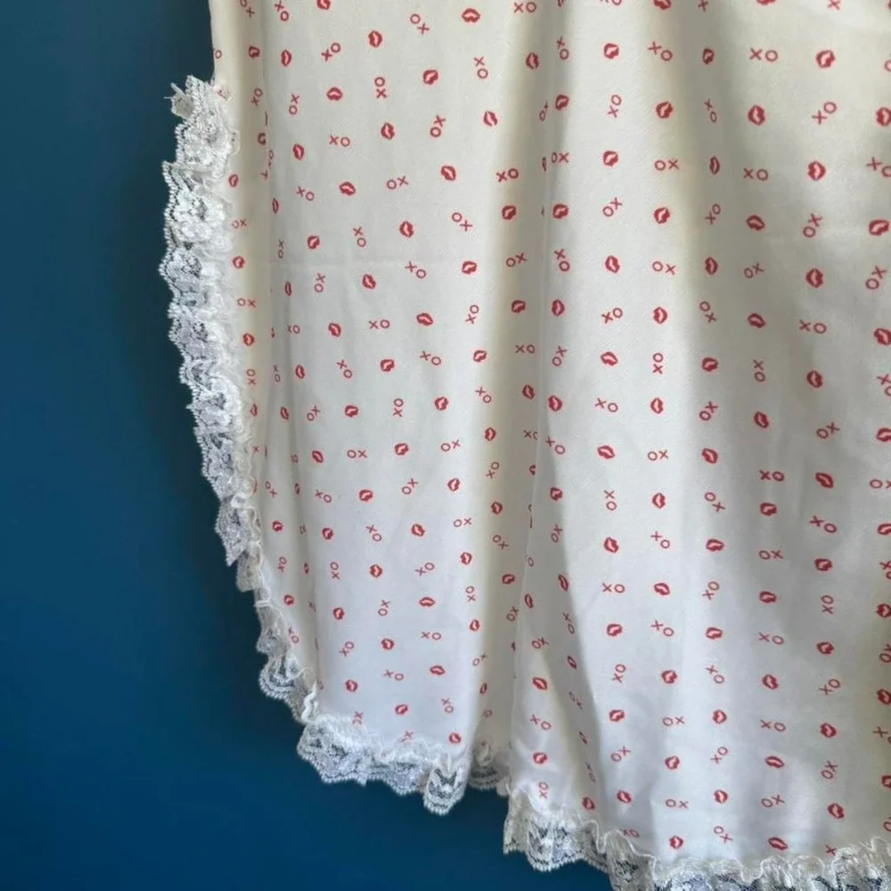 Vintage Lingerie Set Women's Size‎ Small White Red Lace Ruffle Heart XOXO Twee